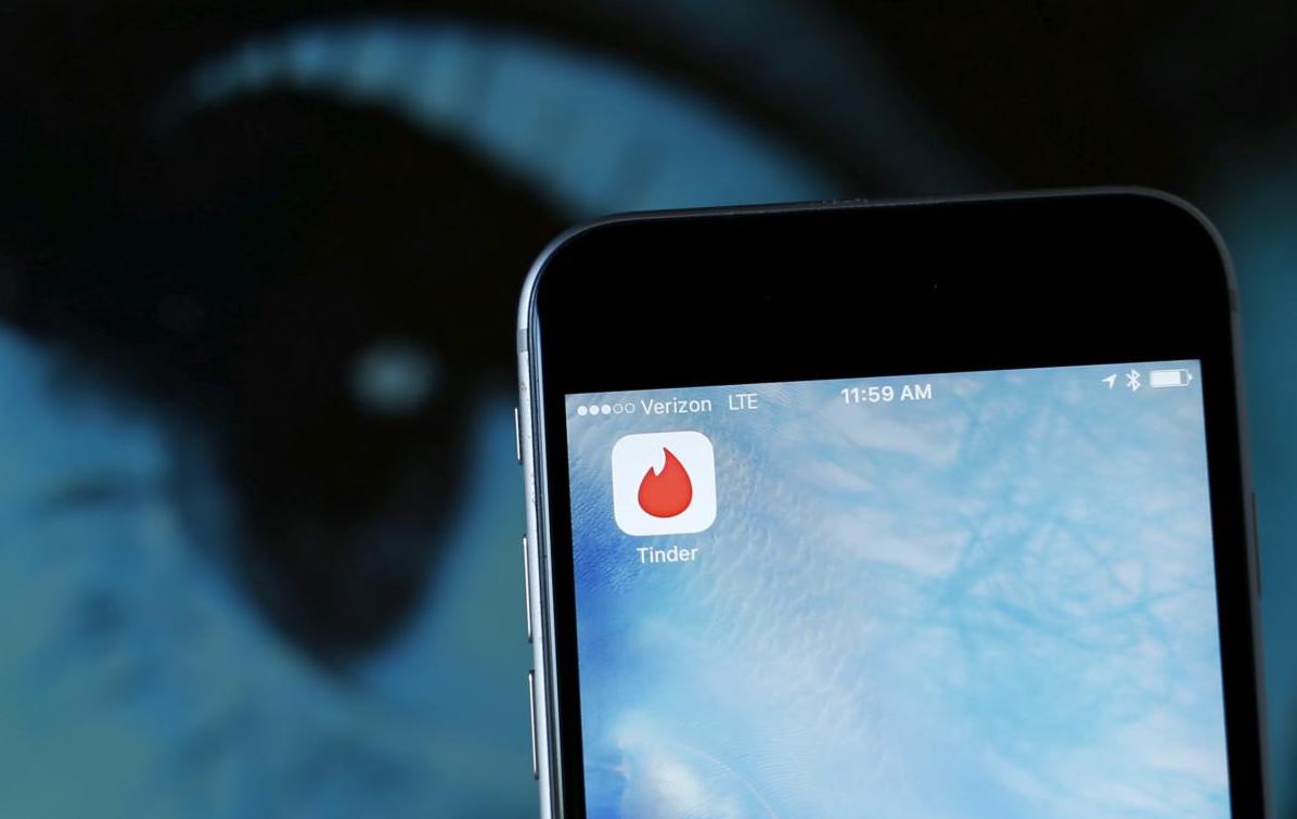 Tinder предупредил любителей онлайн-знакомств об опасности заражения коронавирусом